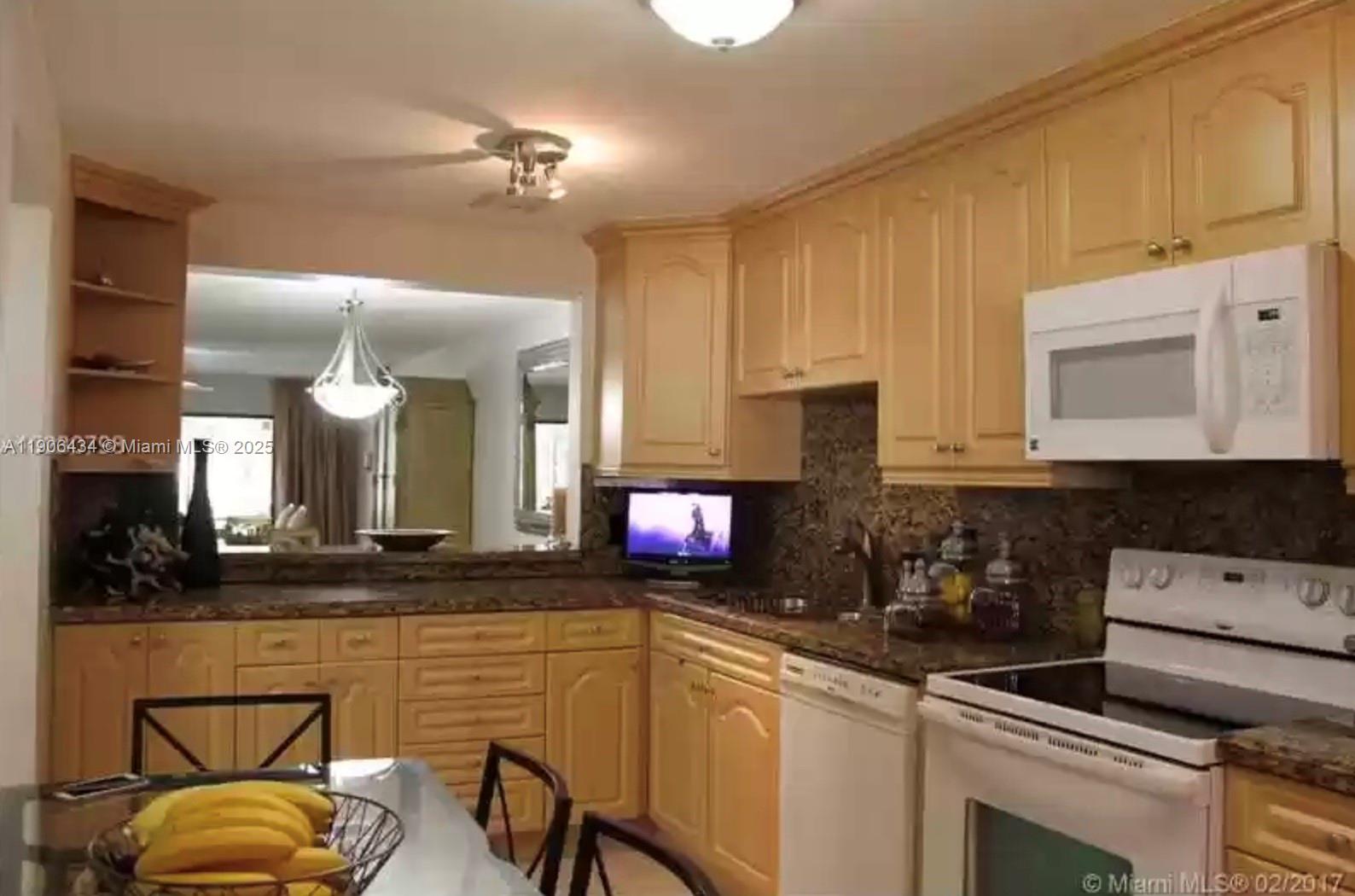 COSTA DEL SOL CONDO NO 2 - Residential