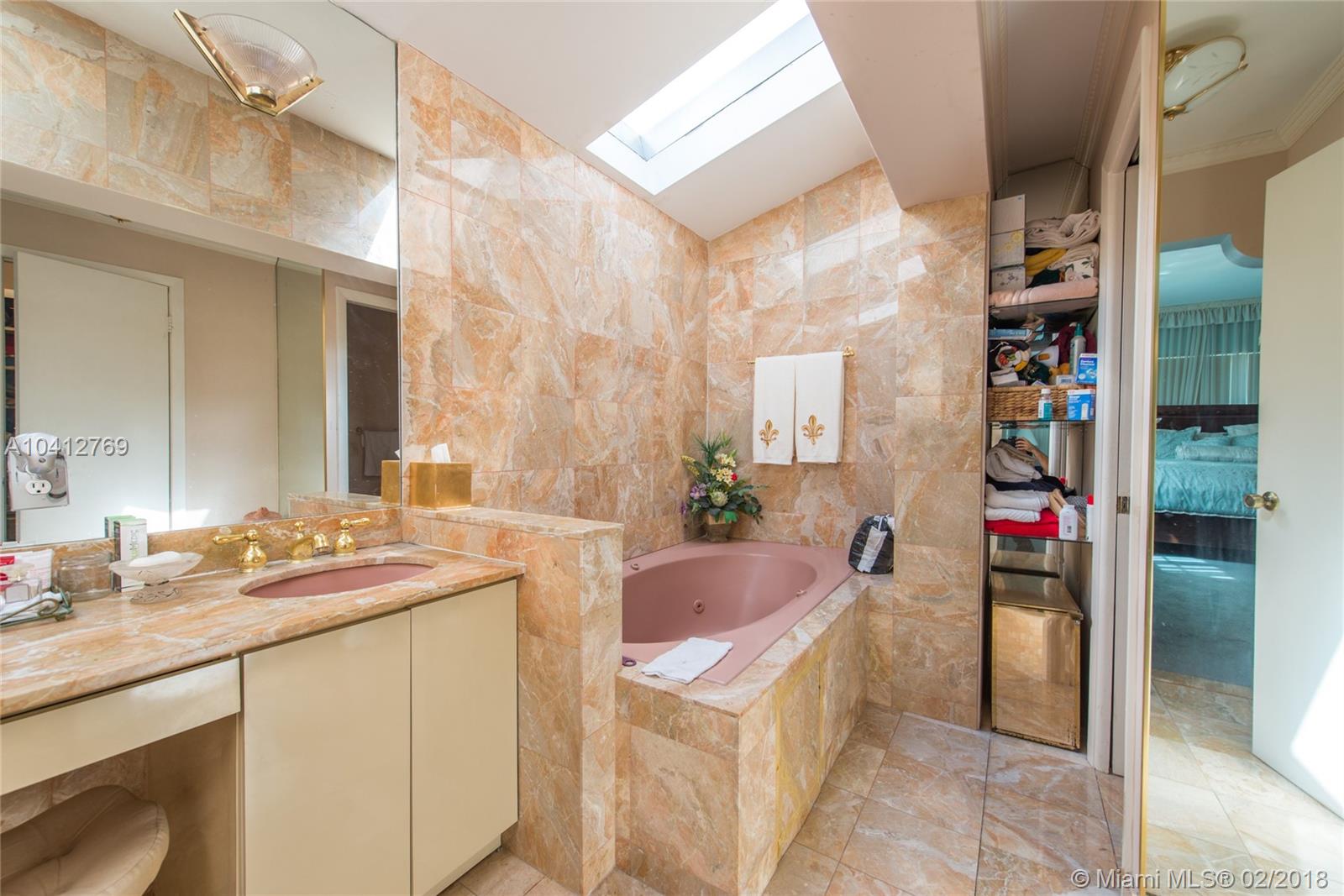 DI LIDO ISLAND - Residential