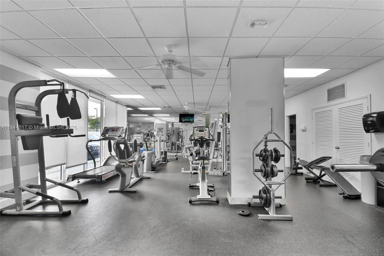 BAYVIEW TOWERS CONDO NORT - Residential