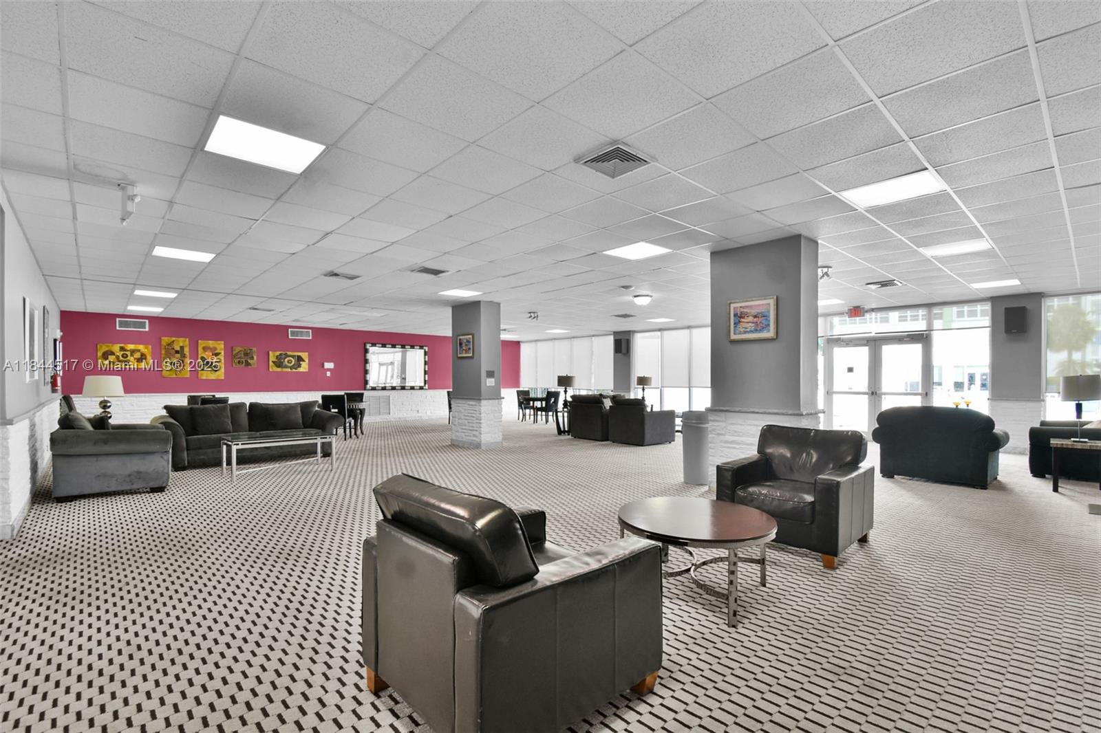 BAYVIEW TOWERS CONDO NORT - Residential