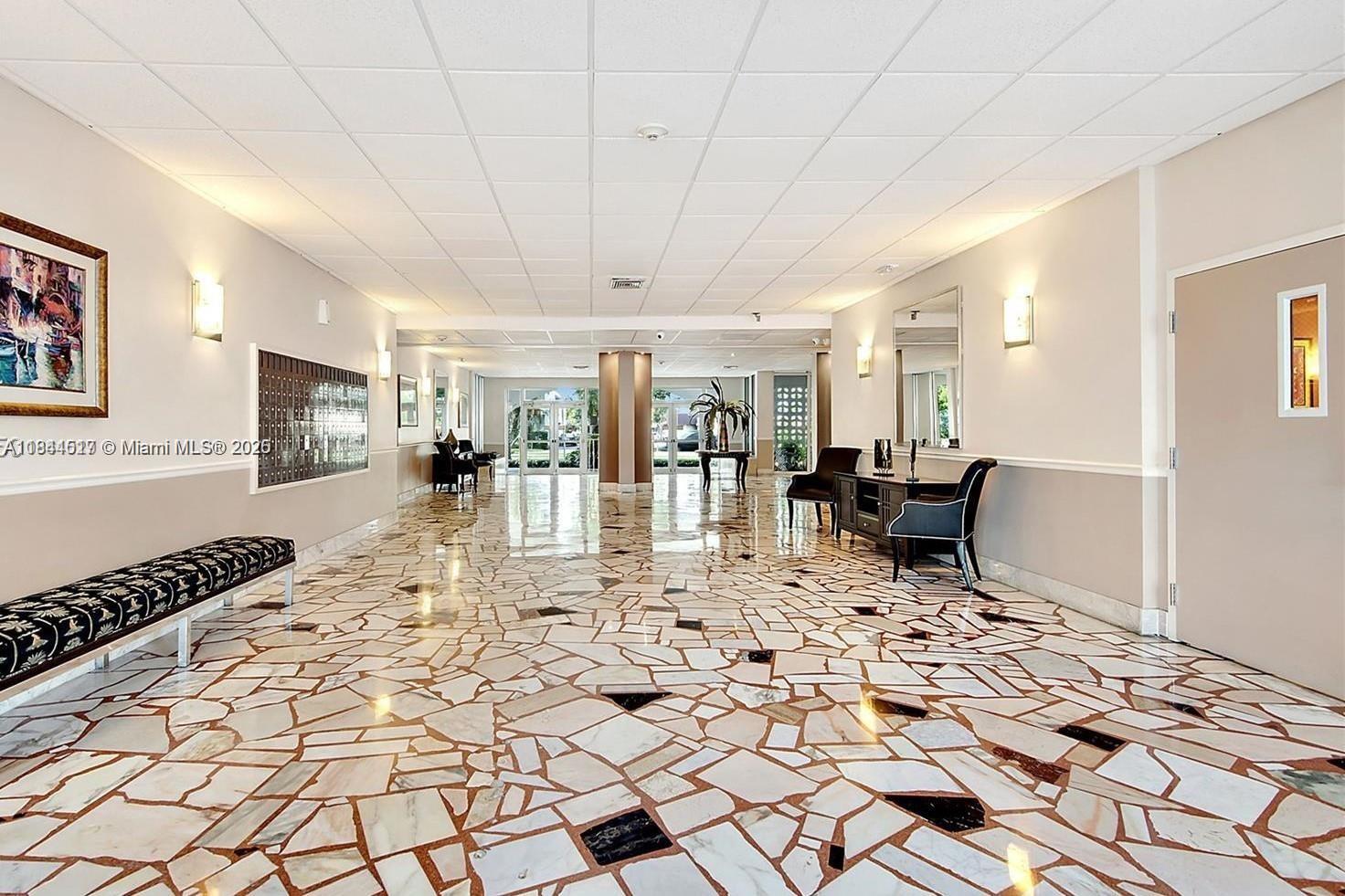 BAYVIEW TOWERS CONDO NORT - Residential