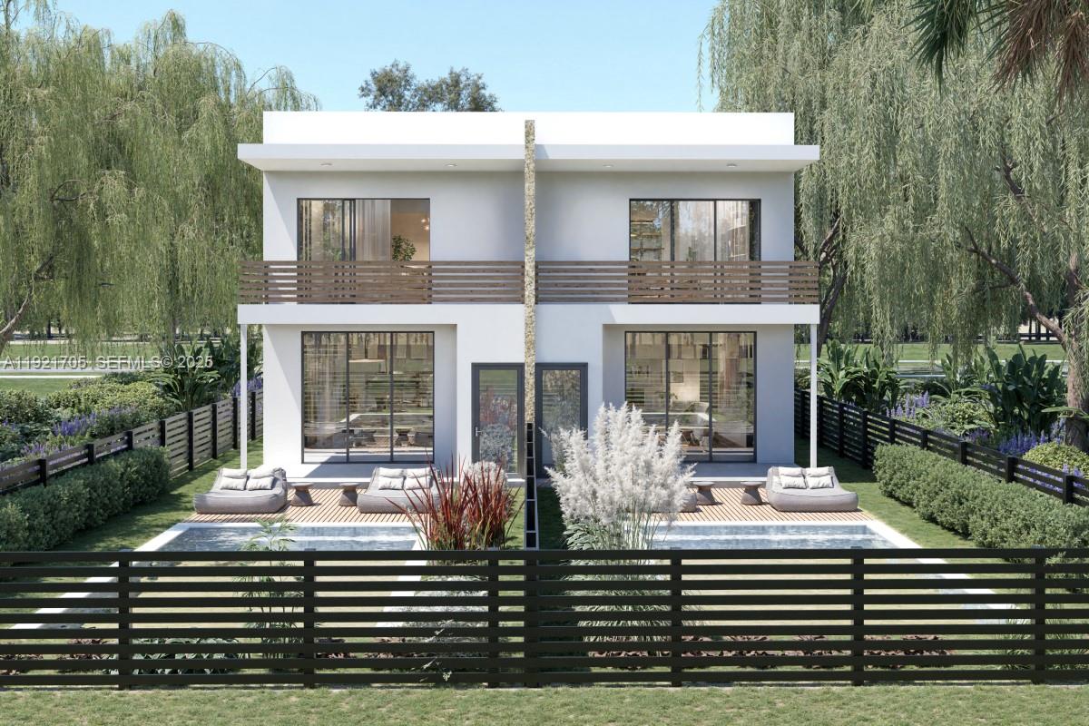 AMND MIAMI SUBURBAN ACRES - Residential