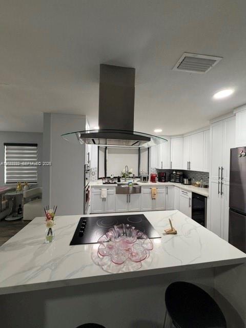 8900 INTERIM-AWAIT SPECIFI - Residential