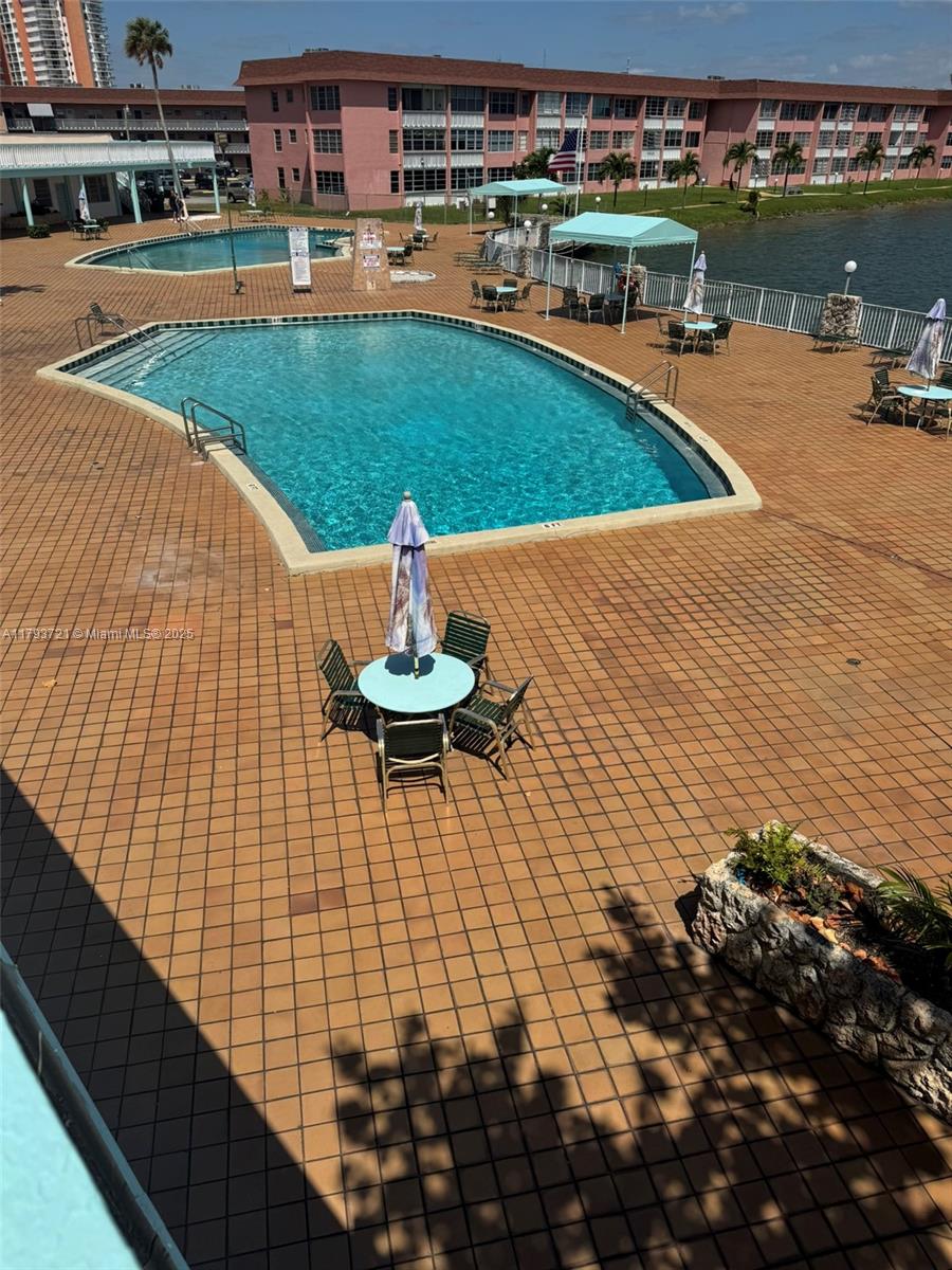 SIXTH MOORINGS CONDO - Residential