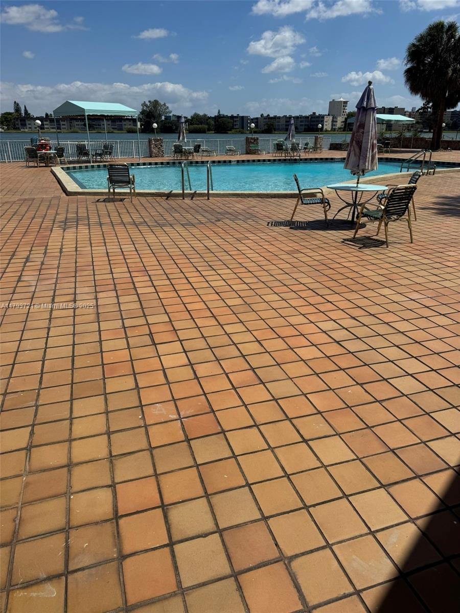 SIXTH MOORINGS CONDO - Residential