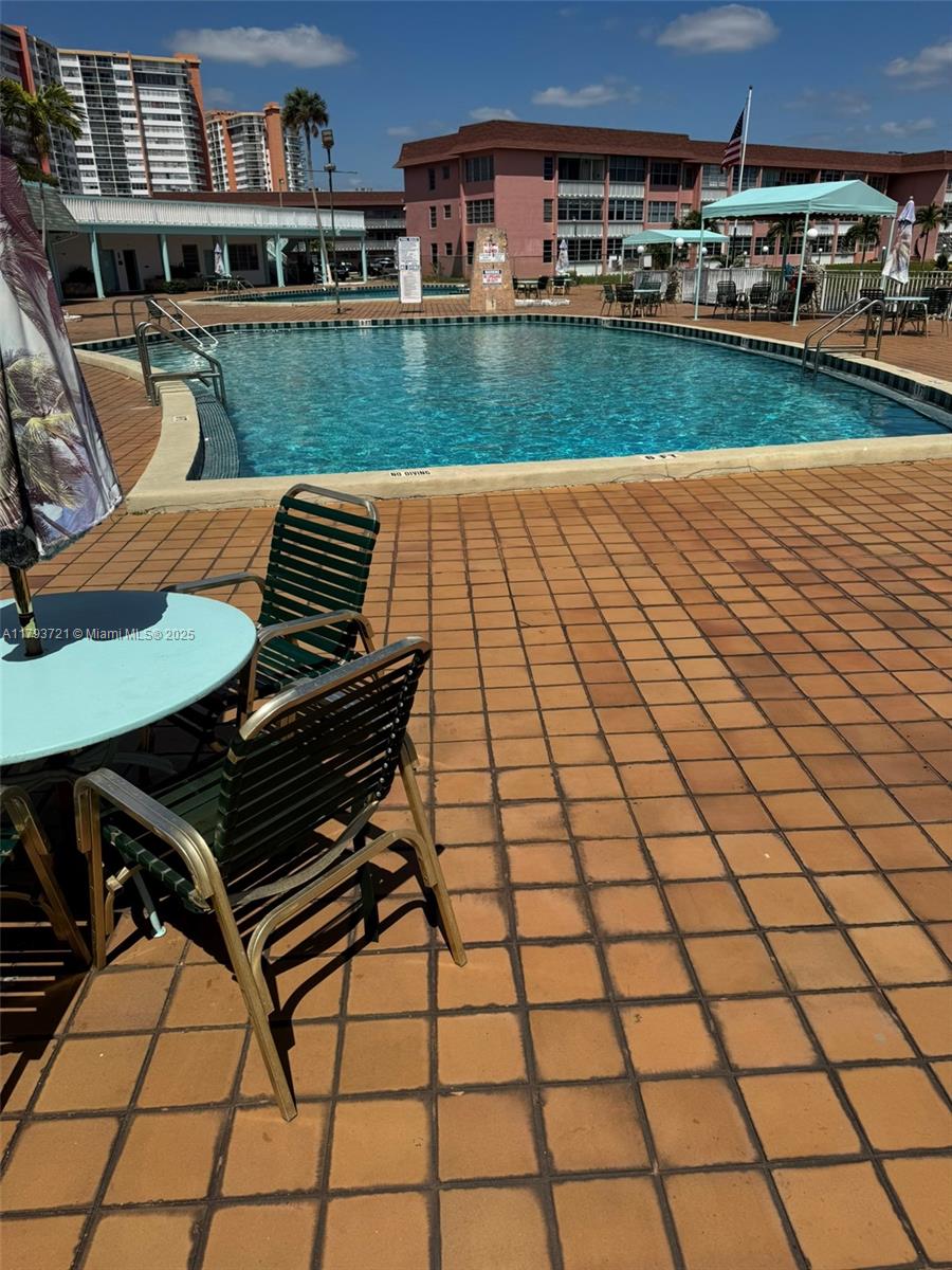 SIXTH MOORINGS CONDO - Residential