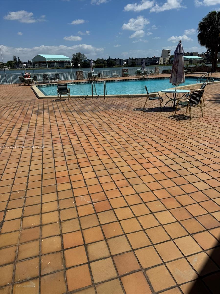 SIXTH MOORINGS CONDO - Residential