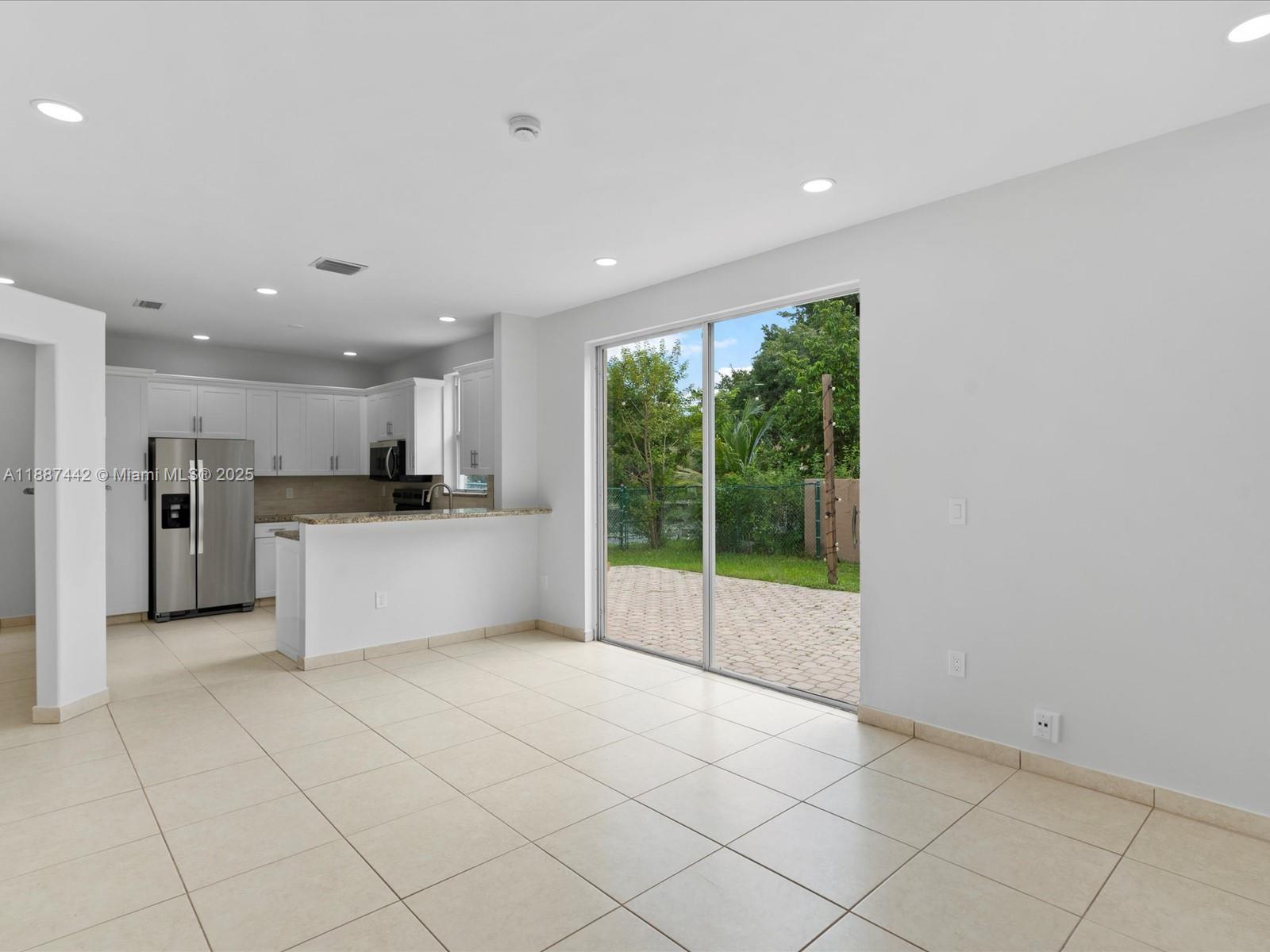 RAMBLEWOOD SOUTH - Residential