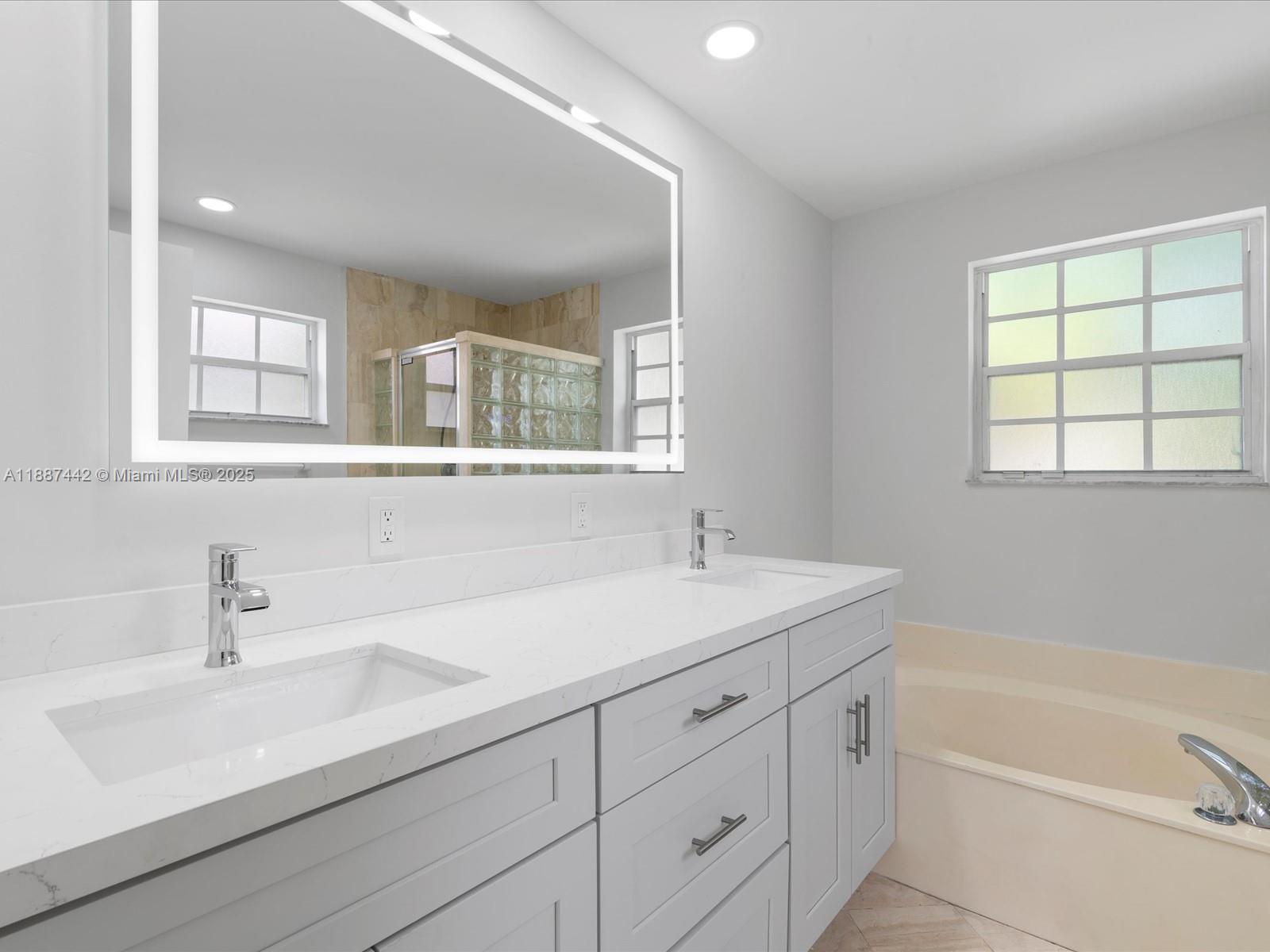 RAMBLEWOOD SOUTH - Residential