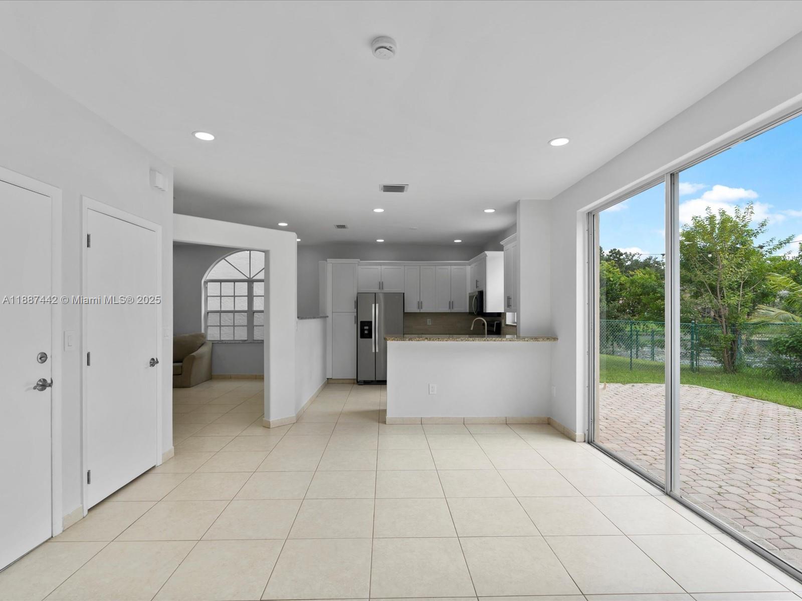 RAMBLEWOOD SOUTH - Residential