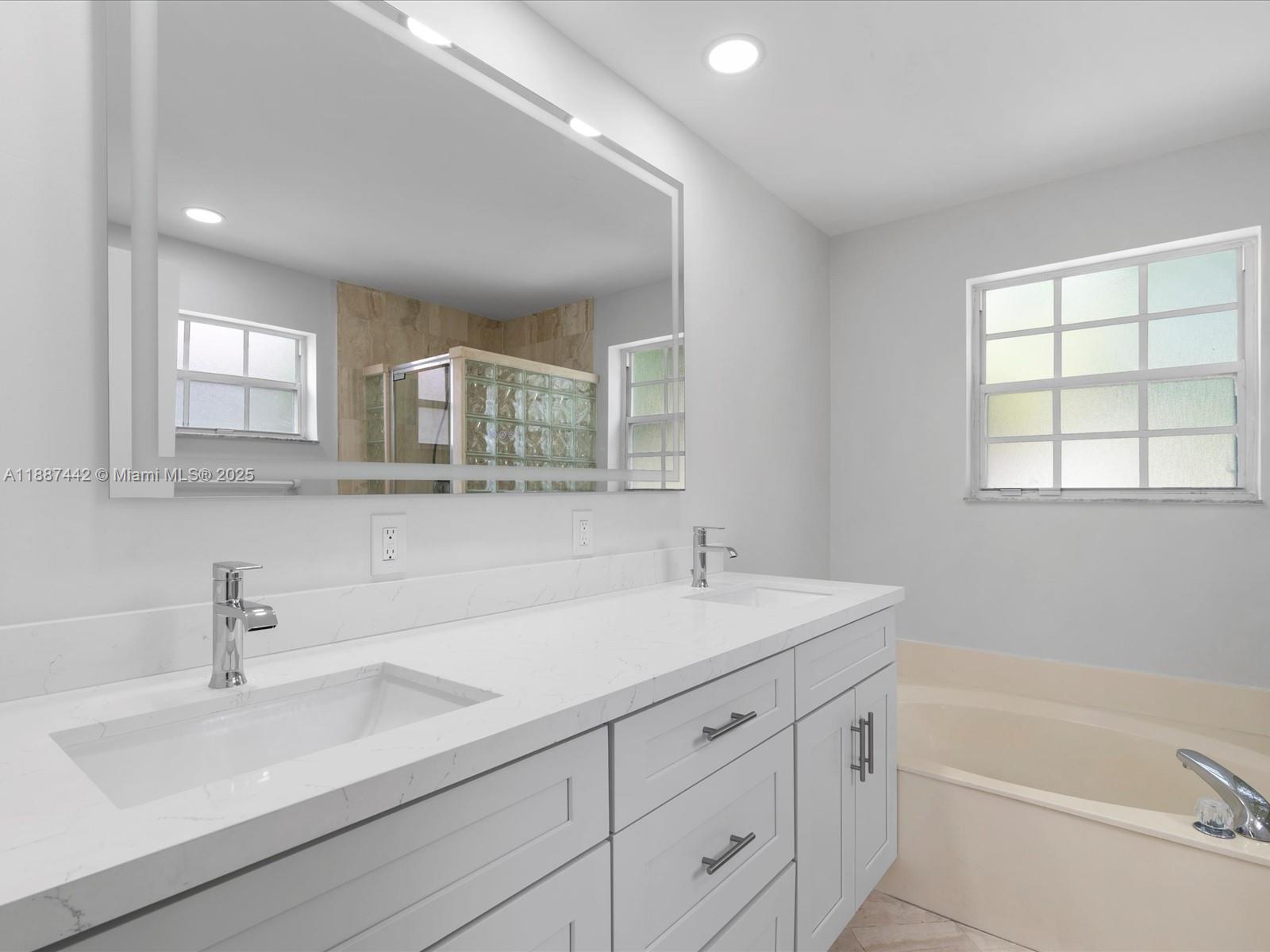 RAMBLEWOOD SOUTH - Residential