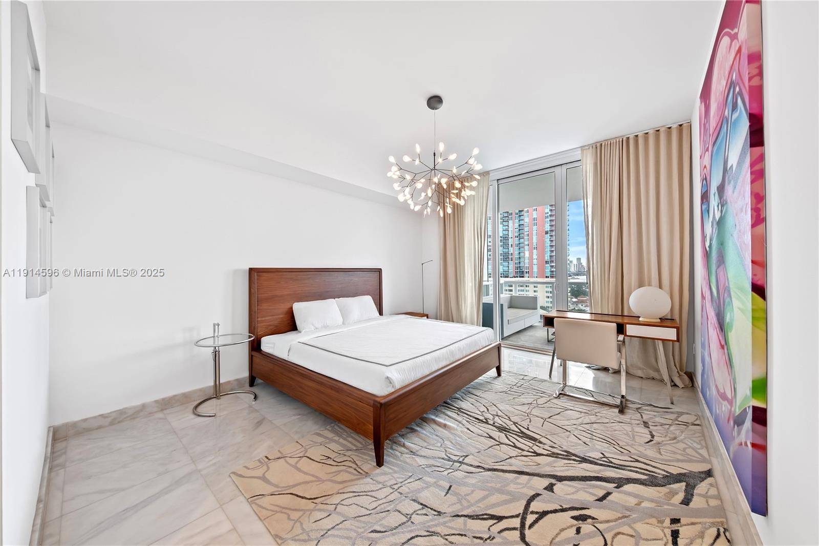 CONTINUUM ON SOUTH BEACH - Residential Lease