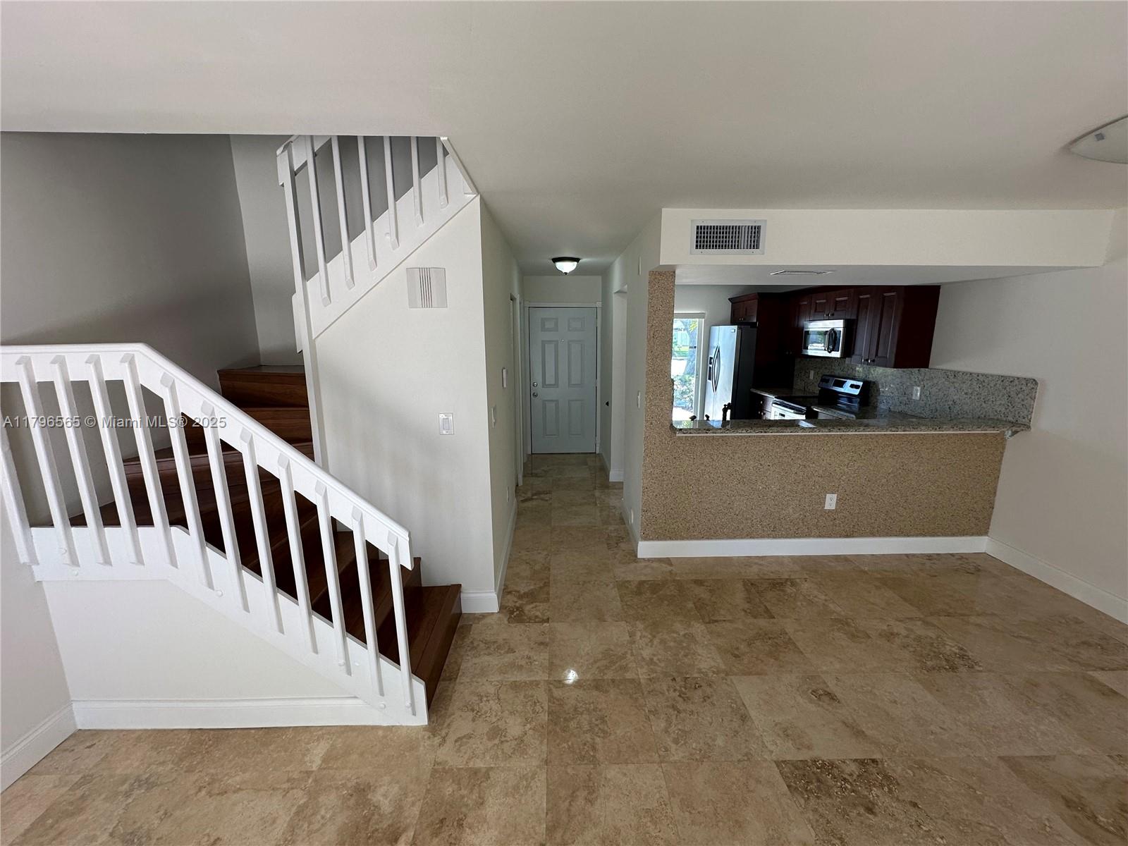 878 Crystal Lake Dr