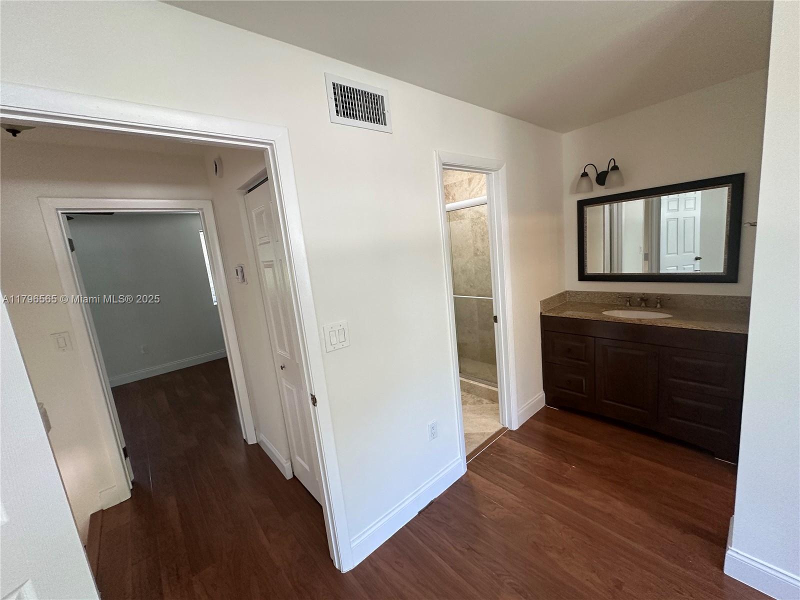 CRYSTAL VIEW TOWNHOMES - Residential