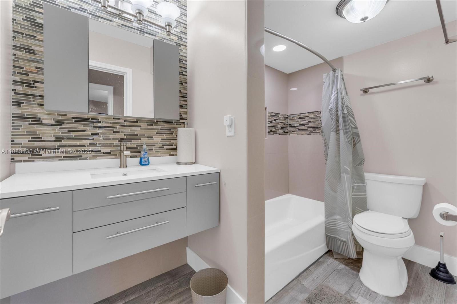 HONEY HILL ESTATES - Residential