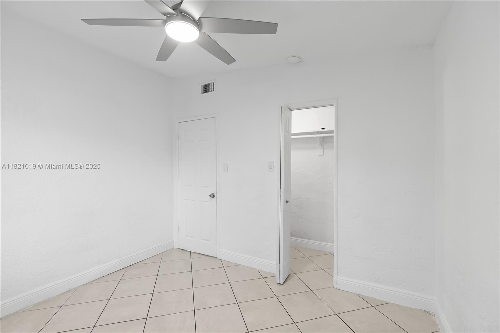 RIVER BEND - Residential