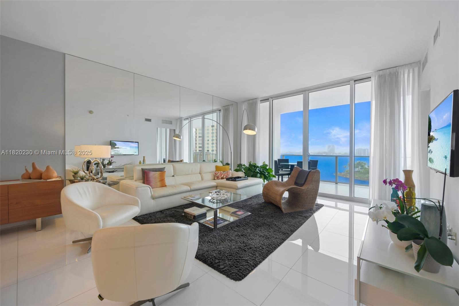 2020 N Bayshore Dr 803