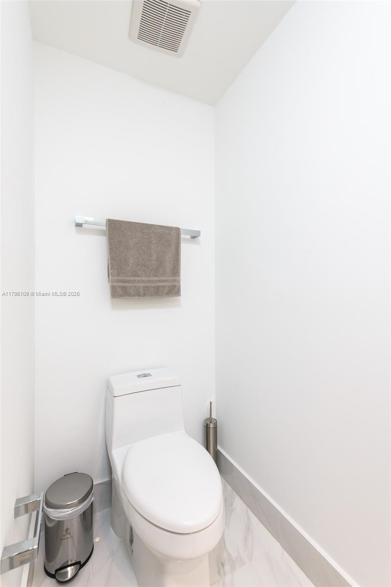 801 SMA RESIDENCES CONDO - Residential