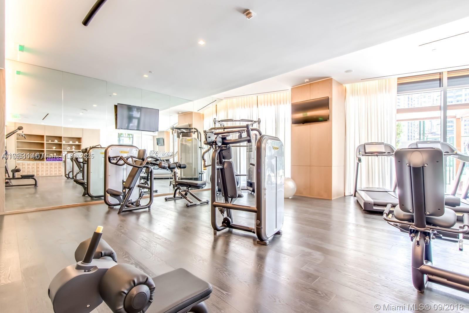 801 SMA RESIDENCES CONDO - Residential