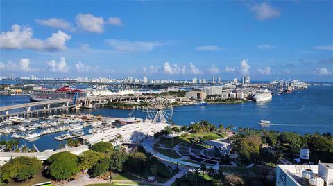 253 NE 2nd St 2709 Miami FL 33132