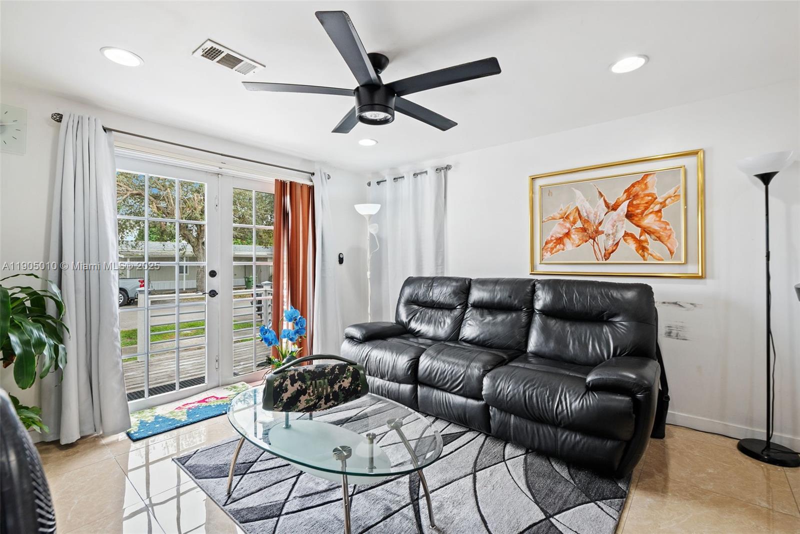 HERITAGE CITY SEC 2 - Residential