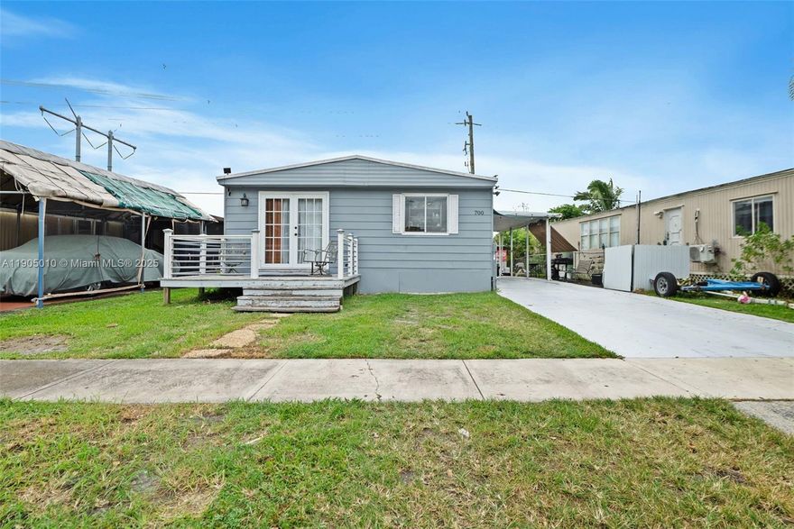 Come see this beautifully remodeled 3-bed, 3-bath home featuring a modern open layout with granite countertops, stainless-steel appliances, and elegant finishes throughout. Enjoy peace of mind with all updates completed—move right in and relax! The property sits on an extra-large yard, perfect for gatherings or future additions. Community amenities include a sparkling pool, fitness center, and well-maintained common areas. Low HOA and the ability to finance make this a rare find. Centrally located near shopping, dining, and A-rated schools. Truly a gem you’ll be proud to call home! Land is included.