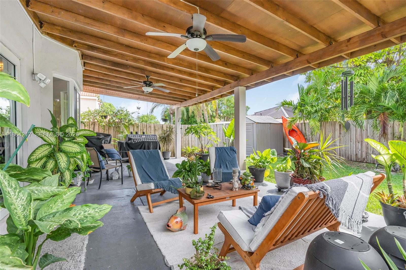 ROGER HOMES - Residential