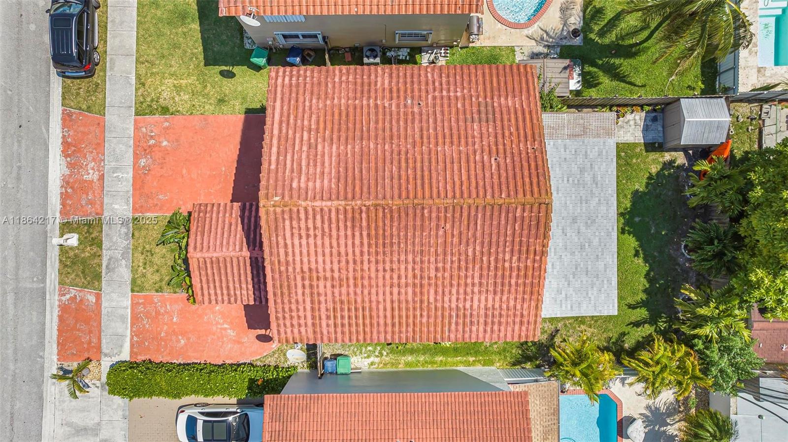 ROGER HOMES - Residential