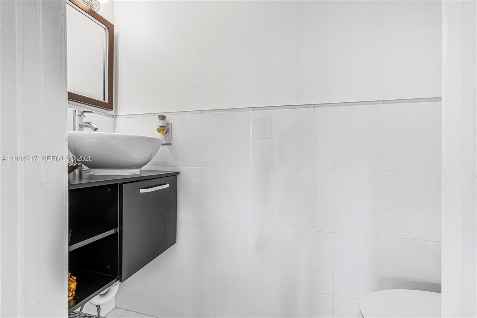 ROGER HOMES - Residential