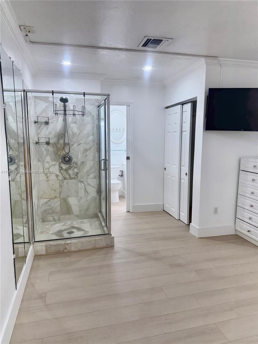 ROYALE GREEN TOWNHOUSE SE - Residential Lease