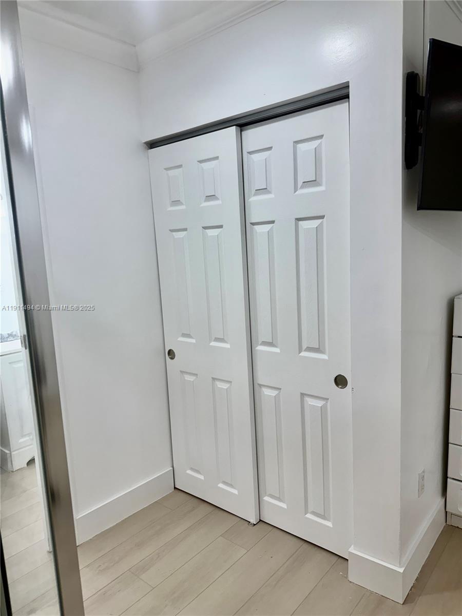 ROYALE GREEN TOWNHOUSE SE - Residential Lease