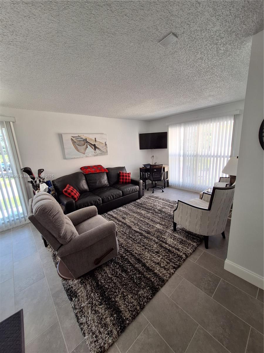 REGENCY MANOR CONDO - Residential