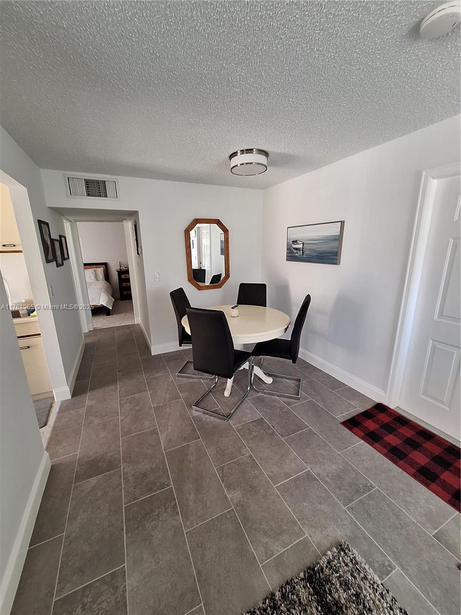 REGENCY MANOR CONDO - Residential