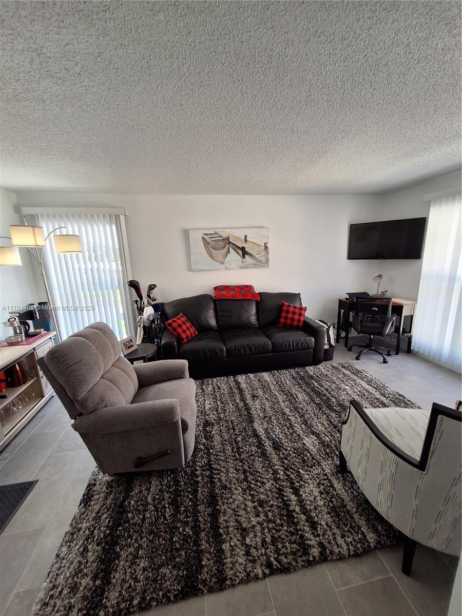 REGENCY MANOR CONDO - Residential