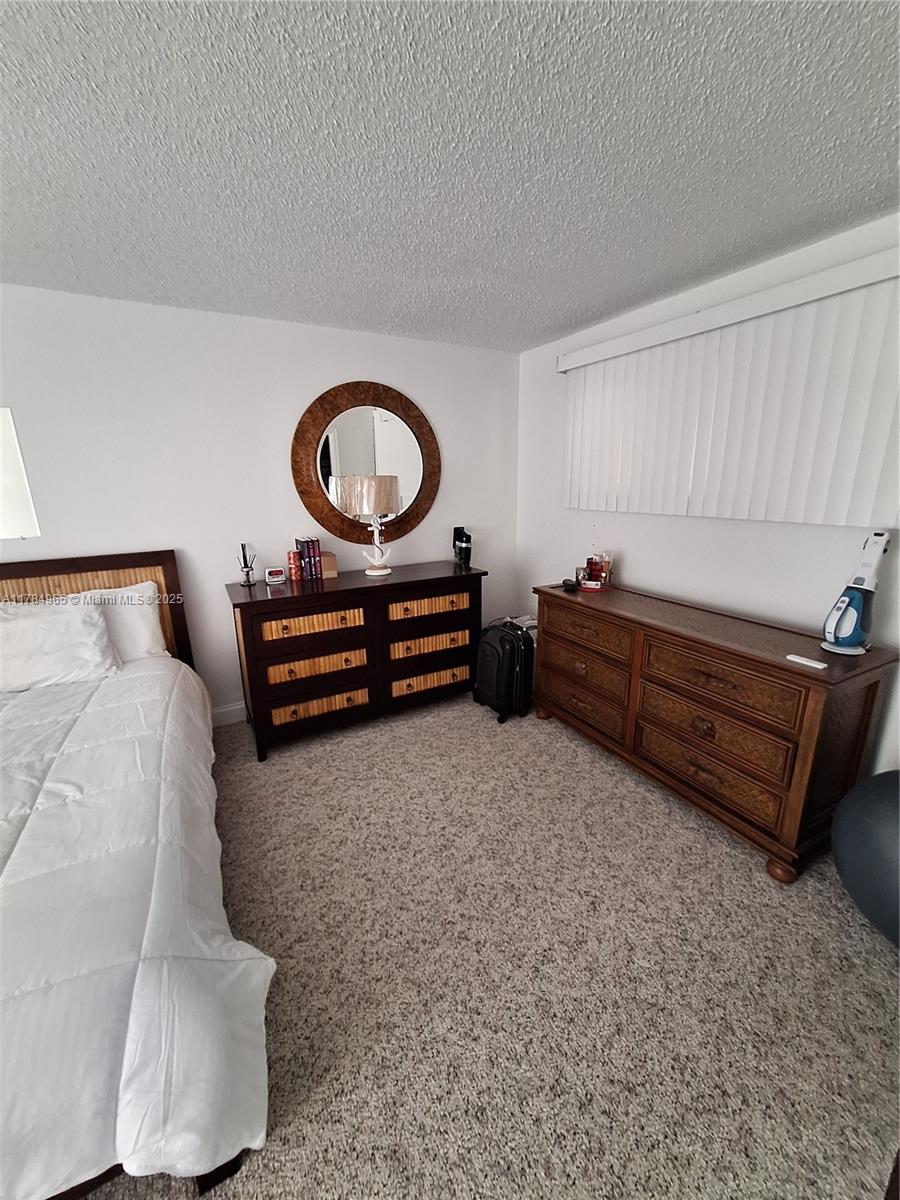 REGENCY MANOR CONDO - Residential
