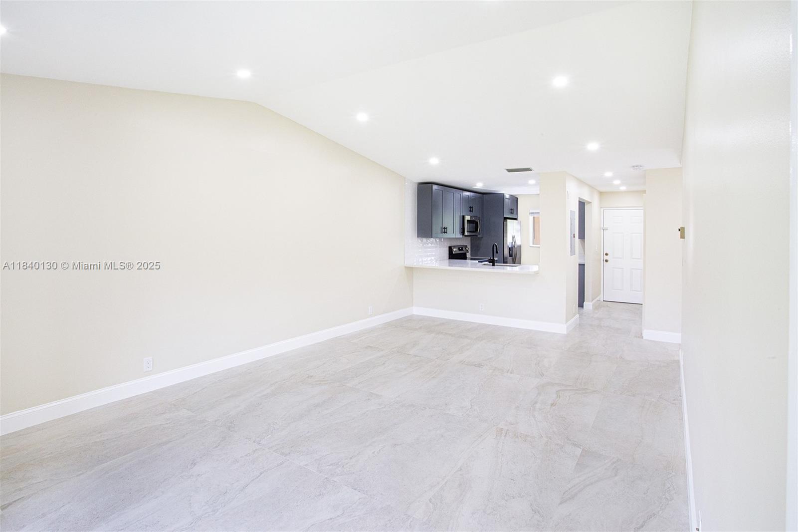 BOCA COVE CONDO - Residential Lease