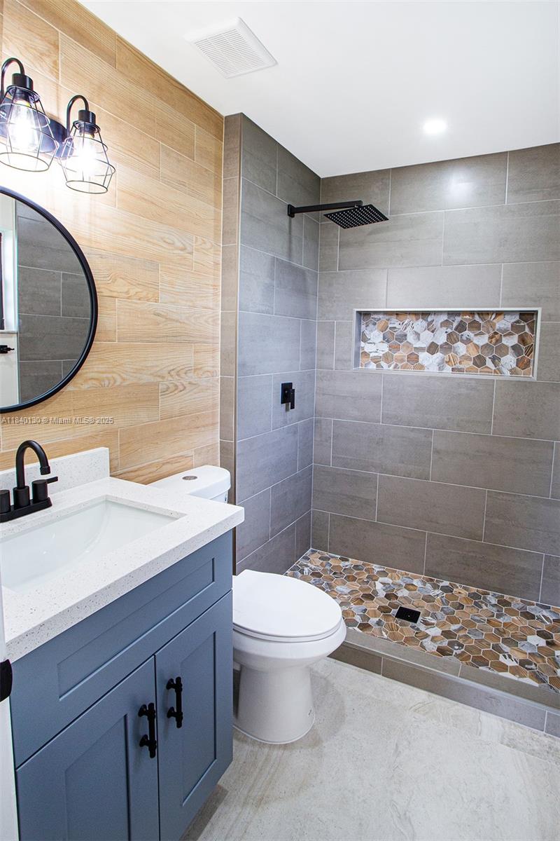 BOCA COVE CONDO - Residential Lease