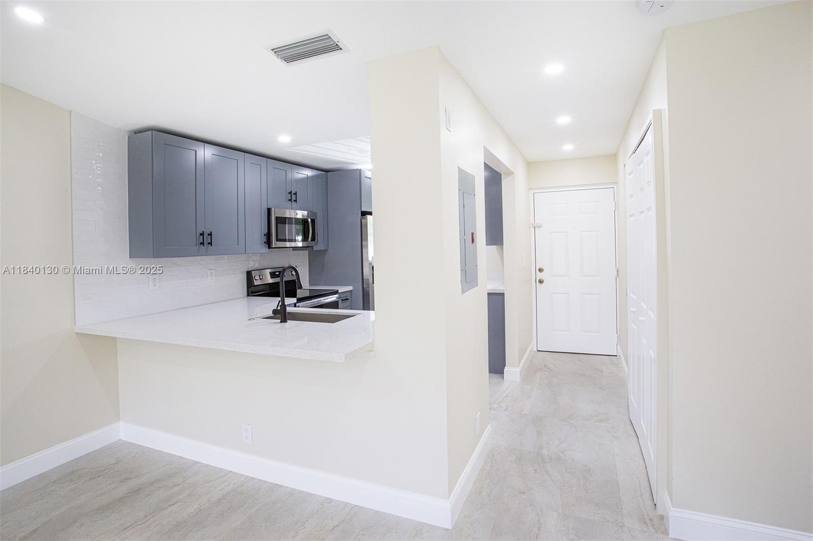 BOCA COVE CONDO - Residential Lease