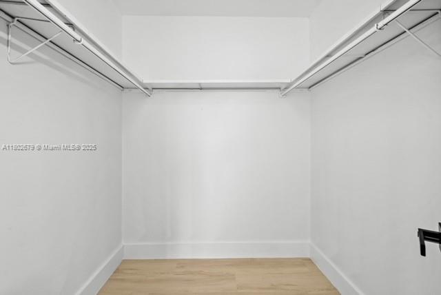 NARANJA LAKES CONDO NO 5 - Residential