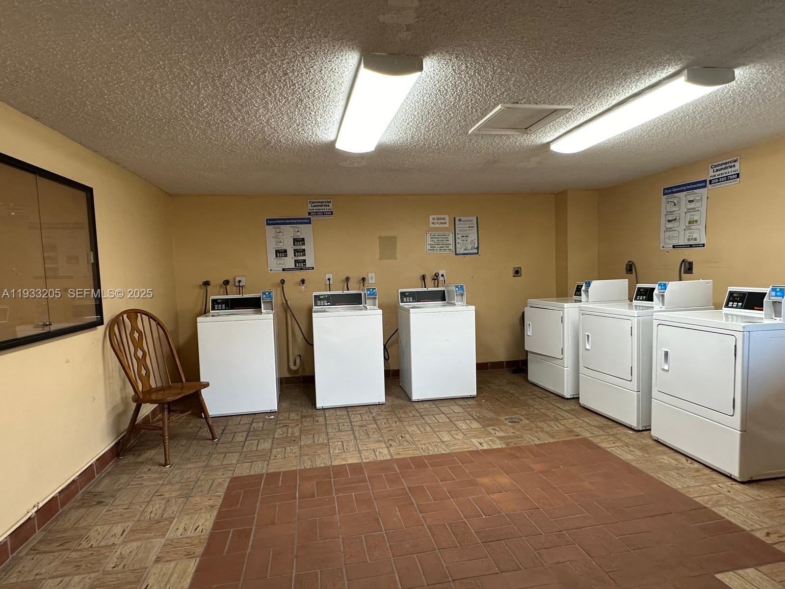 HORIZONS WEST CONDO #2 - Residential