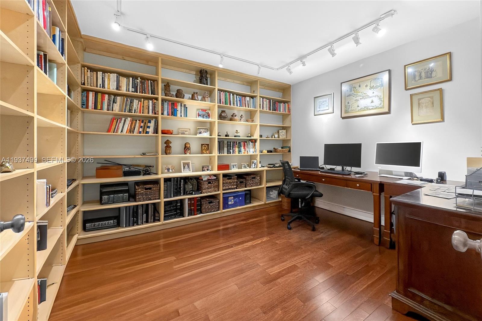 KEY COLONY NO 4 CONDO - Residential