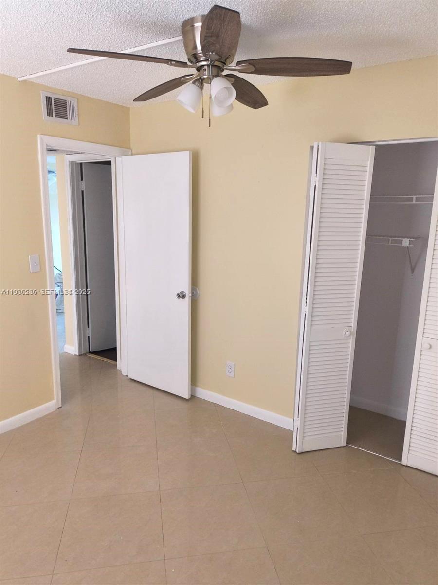 ROYALE GARDENS CONDO - Residential Lease