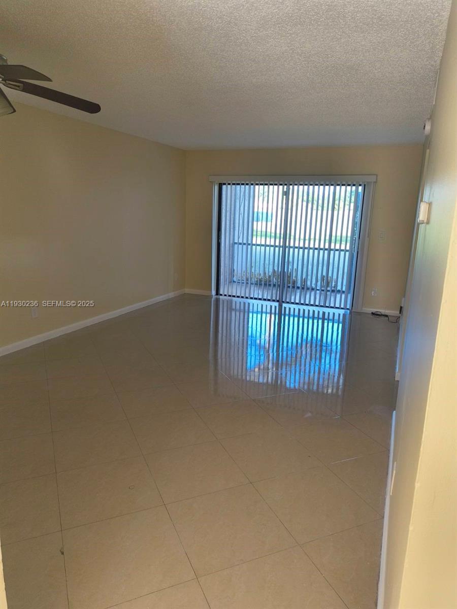 ROYALE GARDENS CONDO - Residential Lease