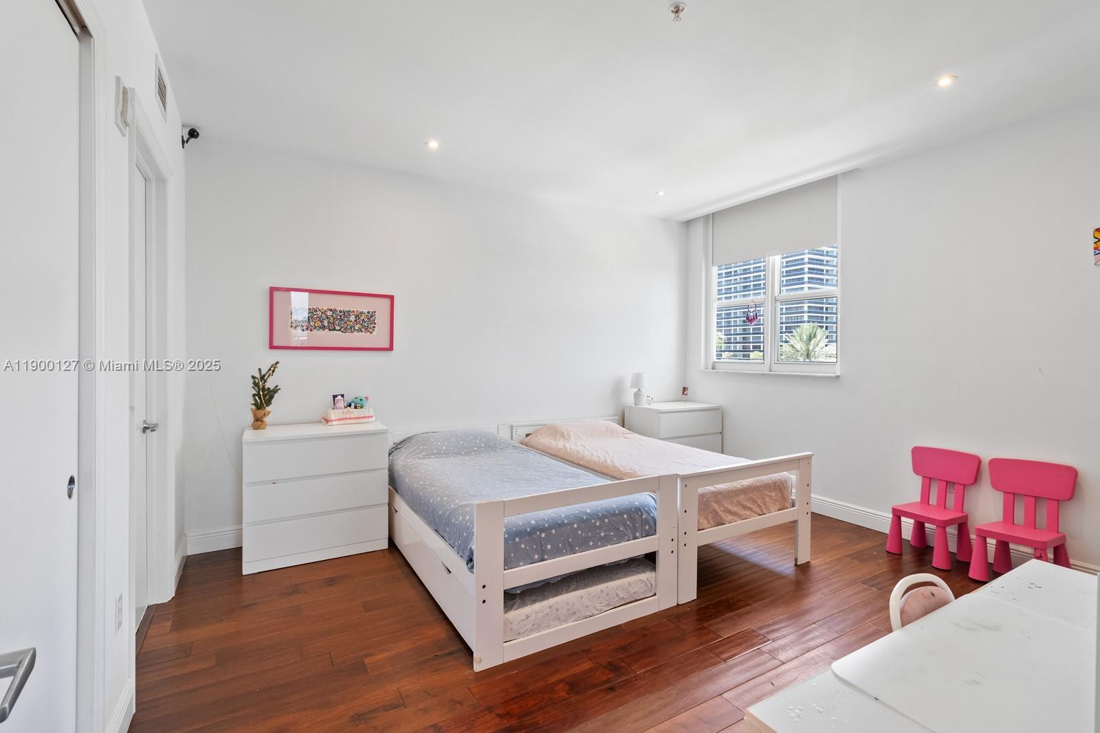 NAUTICA CONDO - Residential