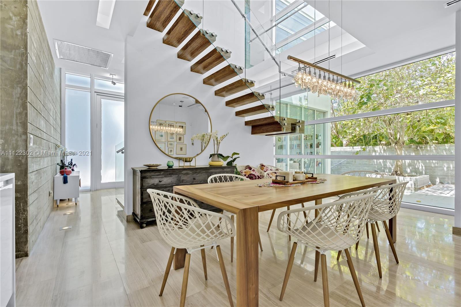 TROPICAL ISLE HOMES SUB 4 - Residential