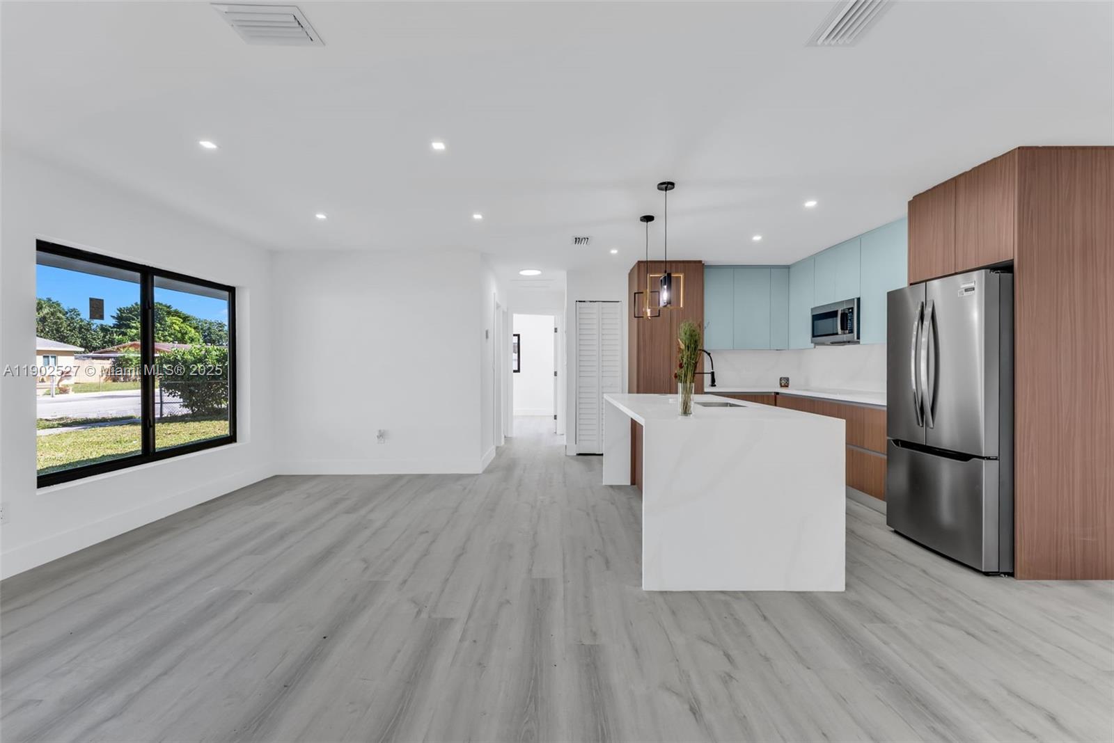 CAROL CITY GDNS 1ST ADDN - Residential