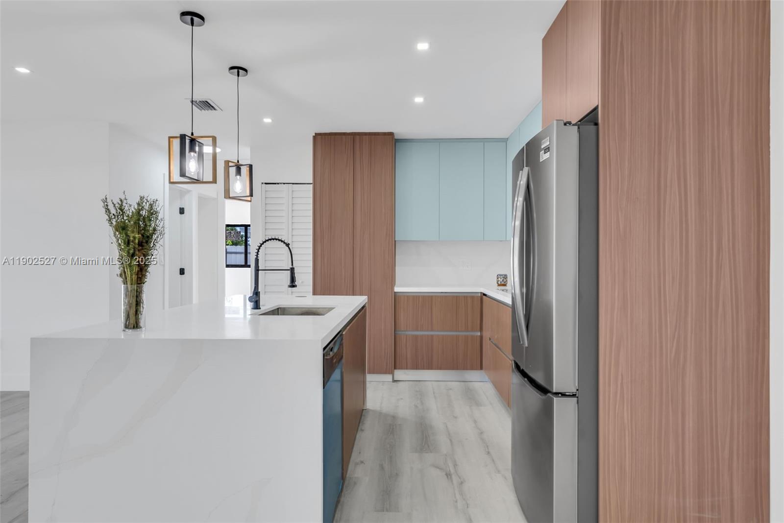 CAROL CITY GDNS 1ST ADDN - Residential