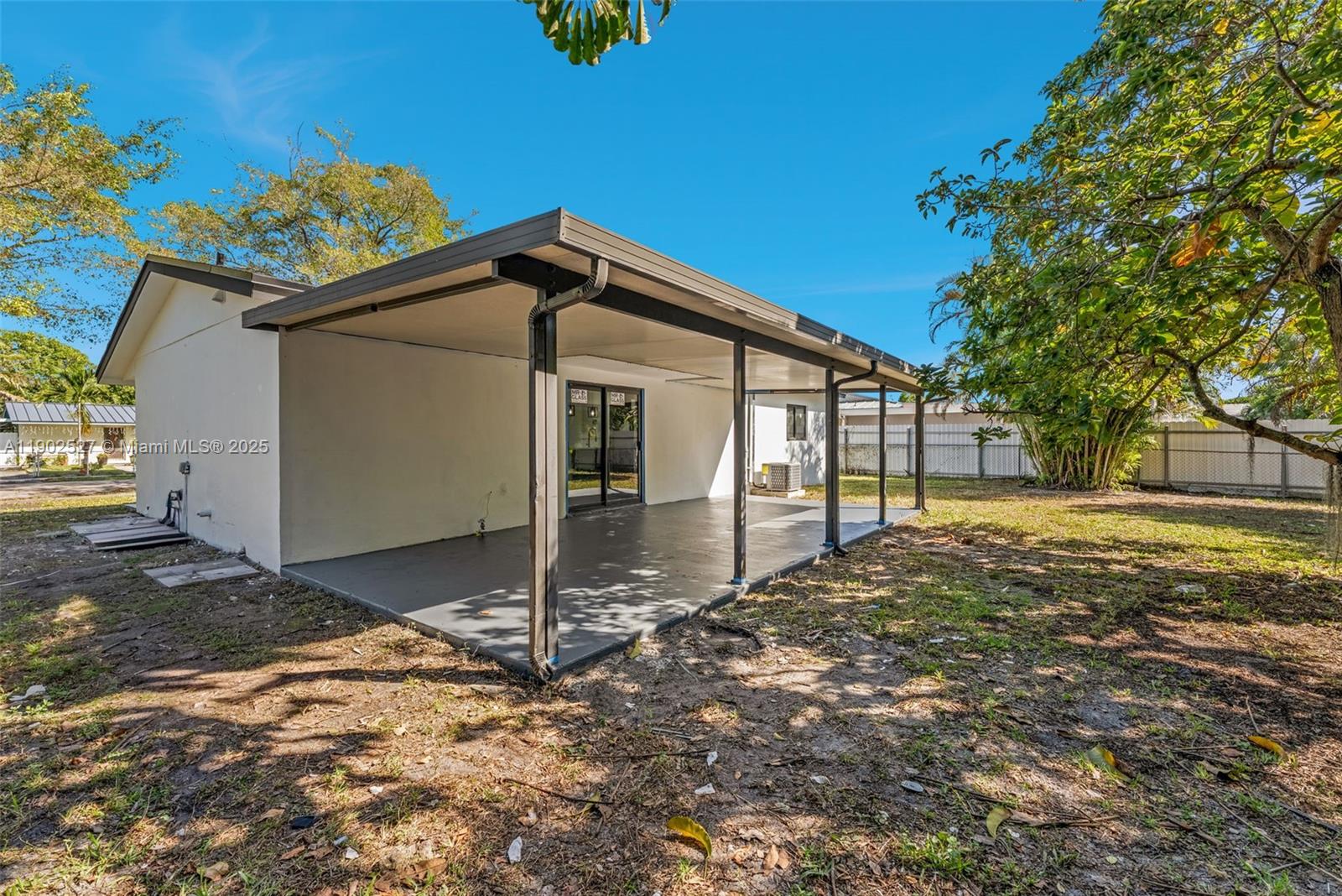 CAROL CITY GDNS 1ST ADDN - Residential