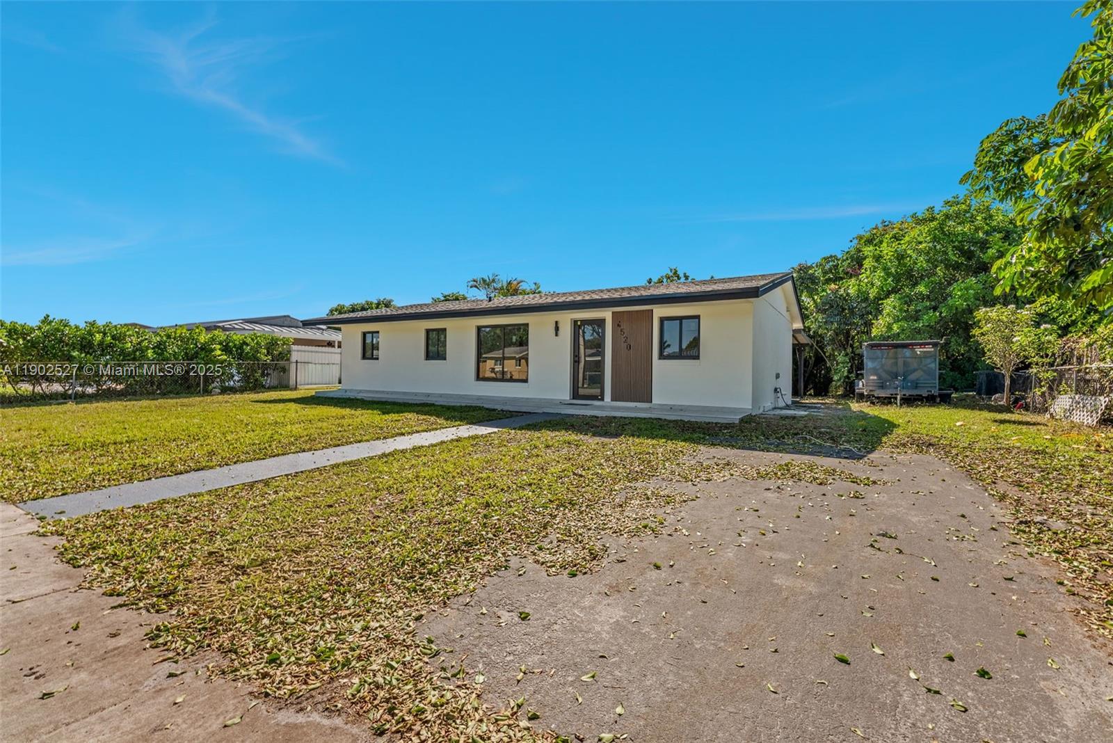 CAROL CITY GDNS 1ST ADDN - Residential