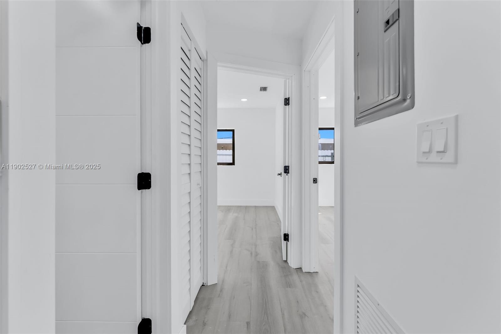 CAROL CITY GDNS 1ST ADDN - Residential